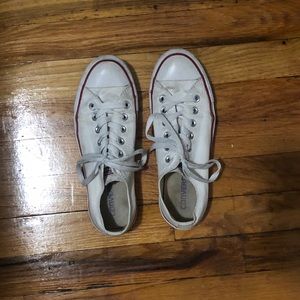 FINAL HOURS: White Converse (Chuck Taylors)